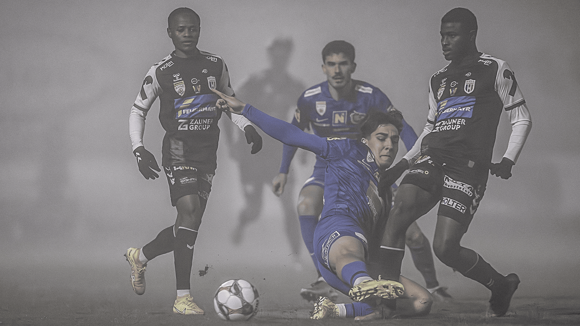 FC Hertha Wels Spieler im Zweikampf mit einem SKN St. Pölten Spieler