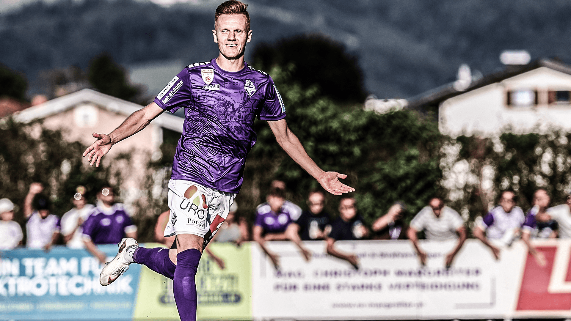 SV Austria Salzburg-Stürmer Gebauer jubelt
